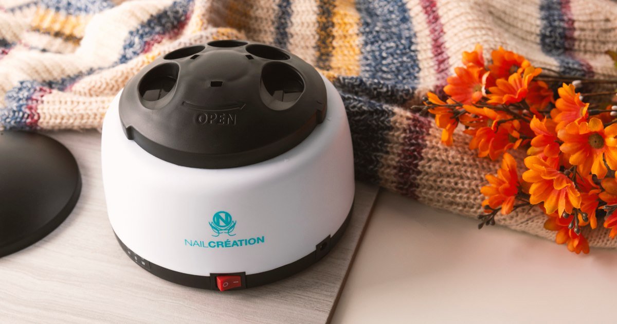 nailcreation_ca's tweet photo. Notre appareil steamer est maintenant DISPONIBLE dans les pharmacies Brunet, Familiprix, Jean Coutu et Proxim participantes au coût de 59,99$! 😃✨ https://t.co/fOQI4TBAI1
