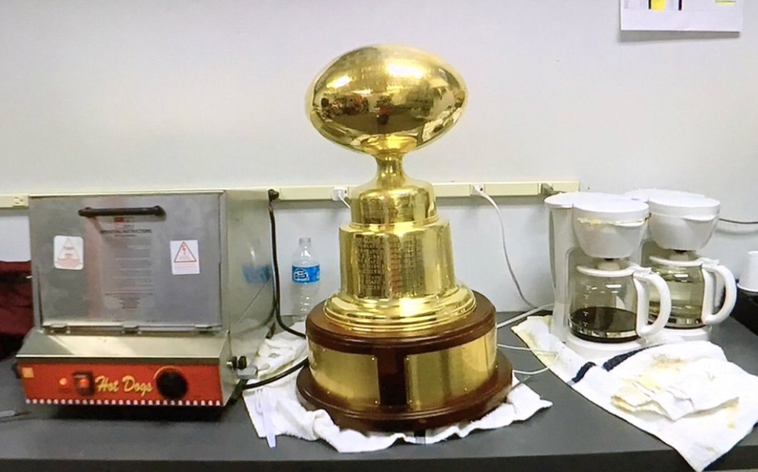 mhglad's tweet photo. @Collins_OleMiss @OleMissFB In 2017 before OM got it back. https://t.co/w6MGXoPfXO