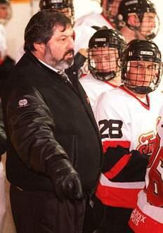WARREN The hockey world pays tribute to CCHL giant Lou Nistico