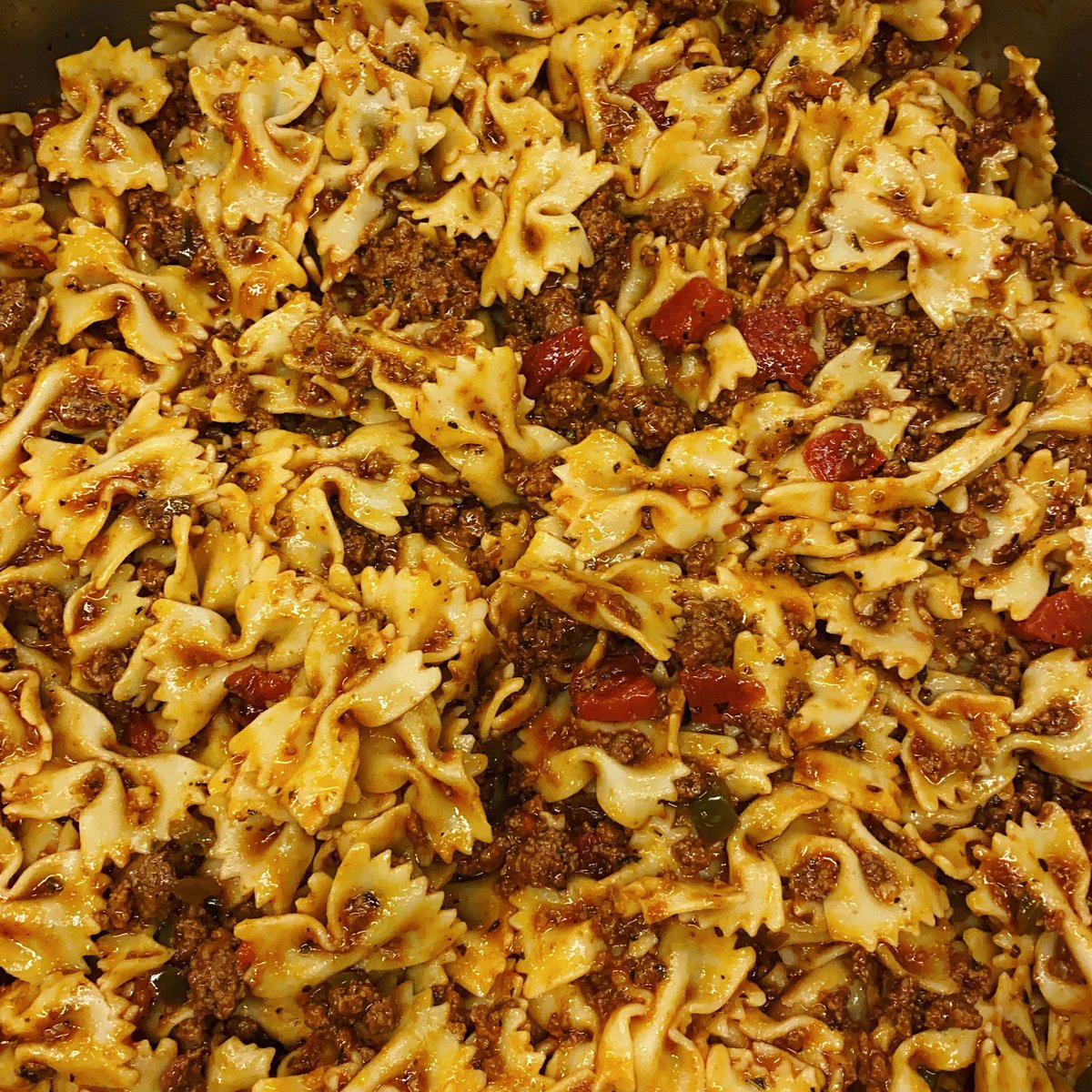 Today’s (Tuesday) hot lunch special is homemade Chop Suey and Garlic bread for only $4.99! 
#Chopsuey #Garlicbread #specials #tenantsharbor #hotlunch #foodie #comfortfood #rainydaymeals