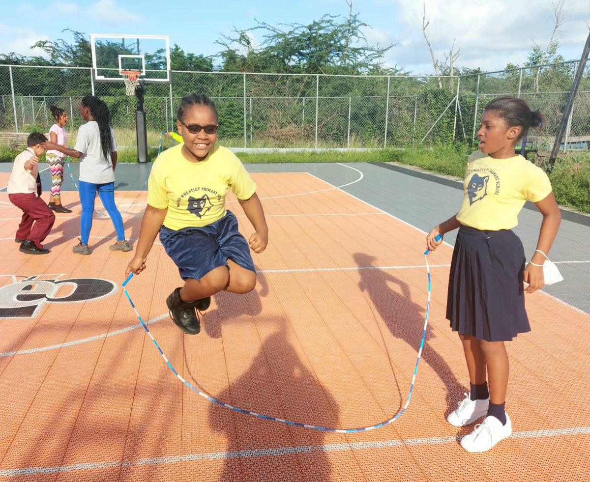 We are so excited to have another club here at YEP. Express Yourself Jump Rope Club! Coach Chelsea Hodge and our YEPpies look forward to Thursdays and Fridays from 3:00 - 4:00 pm to learn the fundamentals of jump rope as well as new tricks.