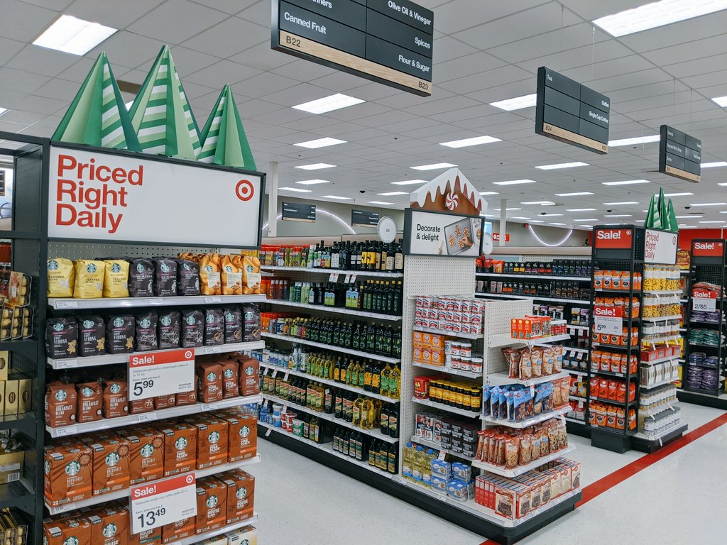 If anything can make this year better, it's a little bit of holiday cheer 😊🎄🎄🎄 <a href="/Dewayman/">DEWAYMAN</a> <a href="/FBDirector_MB/">MBanks</a> <a href="/garmtgt/">George Armstrong</a> <a href="/madison0634/">Madison</a> <a href="/krussell808/">Kathy</a> <a href="/ChristinaM024/">Christina Trevino</a>