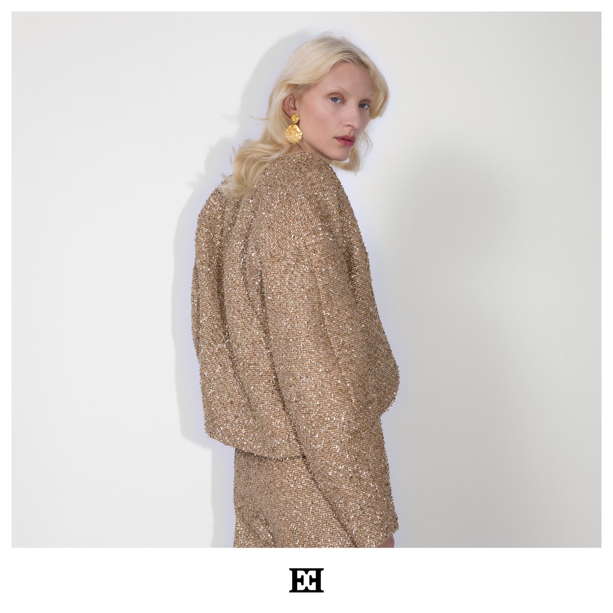 Shine bright in our glimmering golden culottes suit. #escadaofficial #EscadaNow