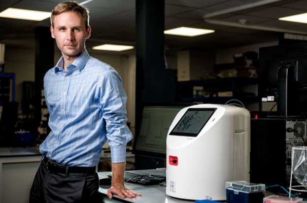 businessweekly's tweet image. Transatlantic startup pioneers novel cell biology tech bit.ly/2JyEdjg Transition Bio brings together the unique fundamental knowledge and experience of Professor David Weitz of @hseas and @harvardphysics, and Professor Tuomas Knowles of @ChemCambridge and @DeptofPhysics.