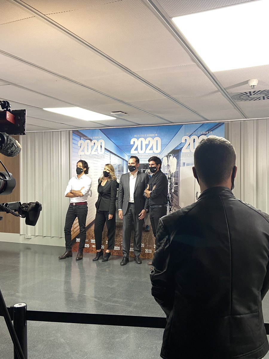 Presentación del documental "2020 (Lo que no has visto de la Pandemia)" celebrada en #TrussMadrid. Doblemente premiado en <a href="/Festicinehuelva/">Festival de Huelva. Cine Iberoamericano</a>: Premio del Público y Mención Especial del Jurado. Enhorabuena <a href="/HernanZin/">Hernán Zin</a> por vuestro gran trabajo 👍🏼 #LaCulturaEsSegura.
