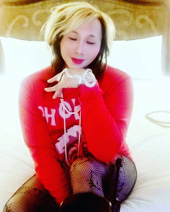? Sweet Christmas
https://t.co/v5TckNC3kP
#ladyboy #femboy #prettyboy https://t.co/xsjxPjD9VM