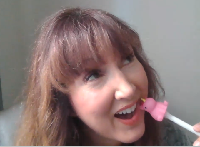 Any plans this morning? Do not miss out our digital marketing veteran Julie Larson in one of the most<a href="/tag/keepitjuicy"class="tags"><span>#keepitjuicy</span></a>
