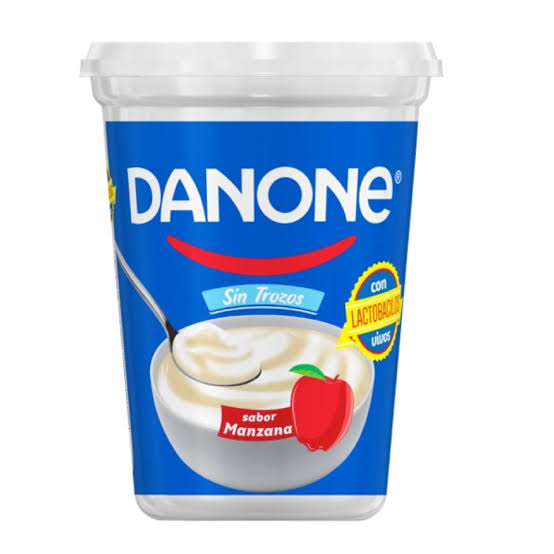 Mar_LFlores's tweet photo. Algunos chairos ya comienzan a ver el estilo Danés en sus vidas. Hoy se van a bañar con este envase de litro de yogurt. #WelcomeToDenmark
Ven, ven ven, ven, ven, ven, vamos a Copenhague que Copenhague es un Edén. https://t.co/o10cuoM2xl