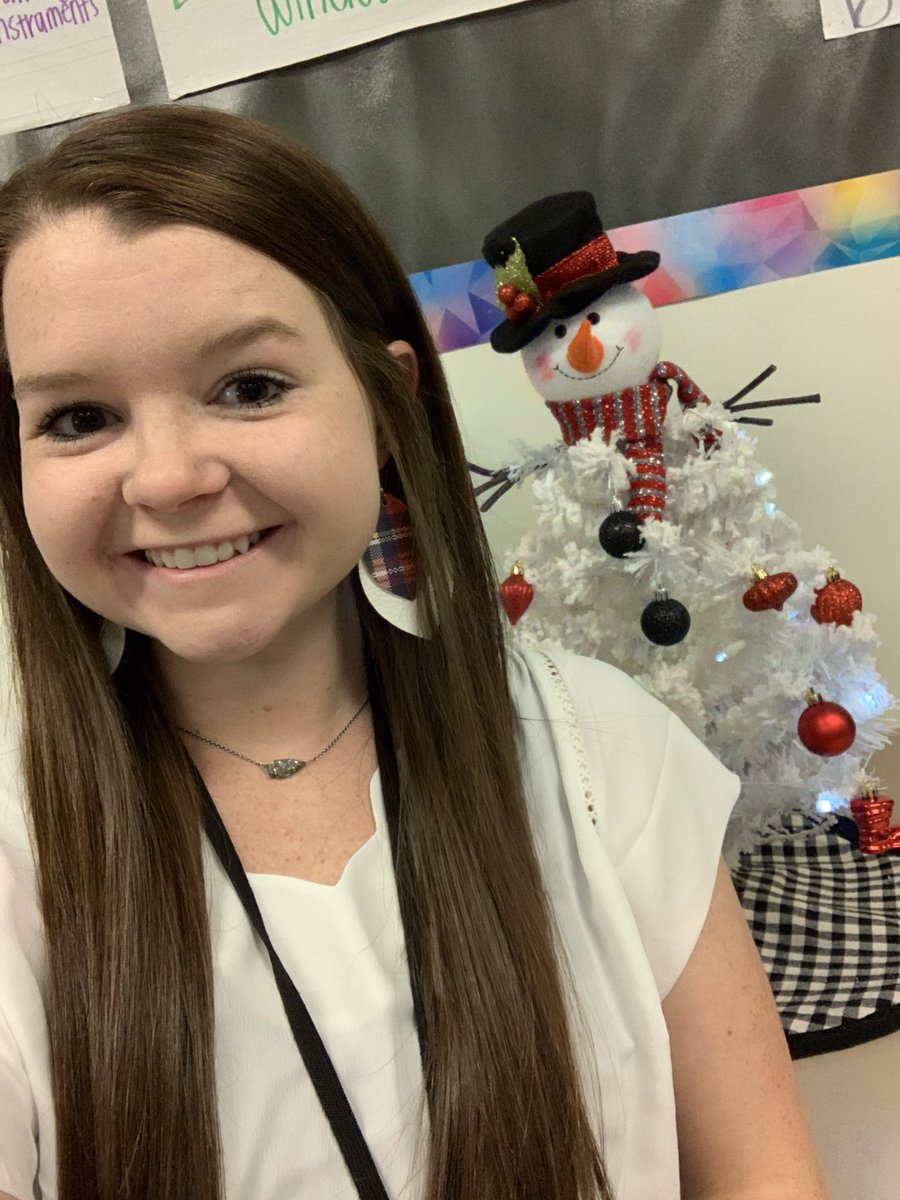 kelseyritch's tweet photo. #12ishdaysofchristmas #nyas #cryarcats #pjday #Christmas #wearwhite https://t.co/ZPjxIGWNMG