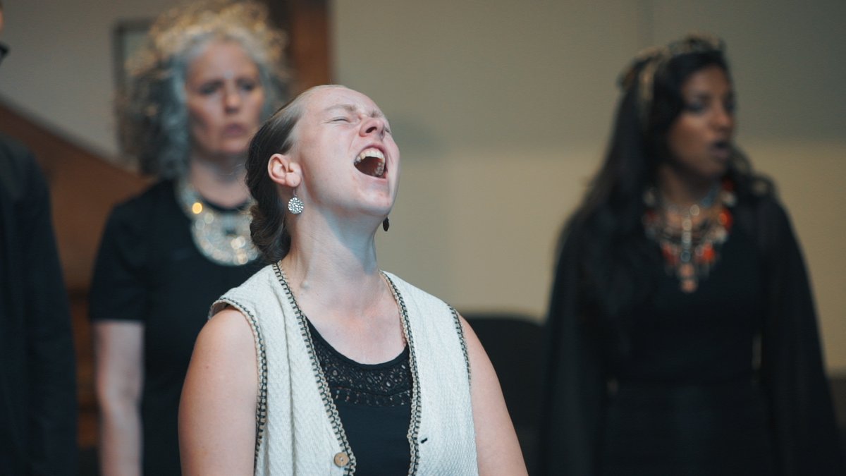 ticsingers's tweet image. As we await the release of Landmass Volume 2, we wanted to welcome you to December and see if you have been listening to Root over the past couple of days?

You can listen to it here: smarturl.it/RootTIC

And watch the music video by Sara Pozin here: bit.ly/2KPmV2l