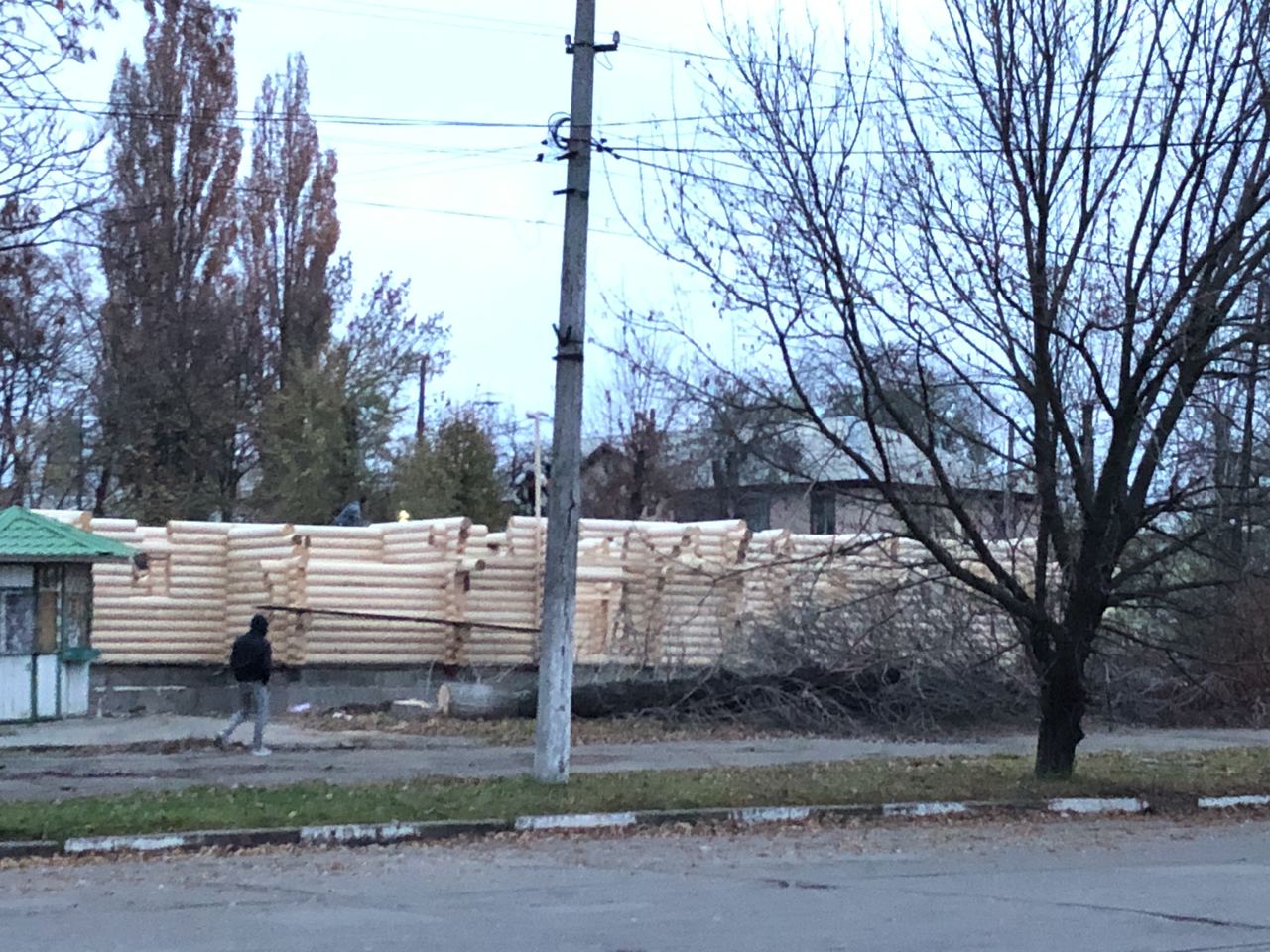 Як будують нову церкву в Нікополі?