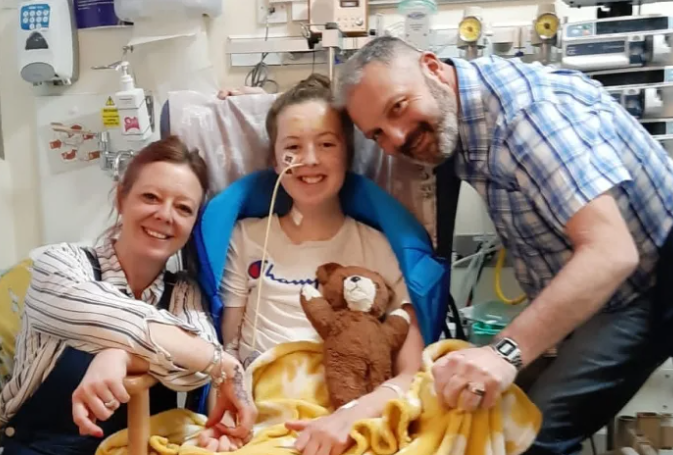 Last year Kayleigh underwent a life saving heart transplant. Now, 12 months on, her family are keen to highlight the importance of talking about organ donation.

itv.com/news/tyne-tees…