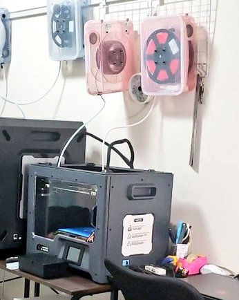 darkmatter159's tweet image. 軟性フィラメント用にガイドチューブを短くしてたんだけど、元の長さでも大丈夫やった( ¯−¯   )
内径4mmのテフロンチューブは偉大やな〜
#CreatorPro2