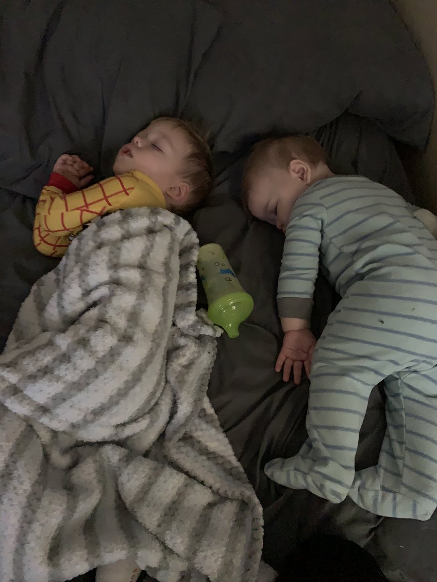 Kaylarenee11213's tweet photo. @JeffreeStar @CashApp Hi Jeffree, I hope you’re having a great holiday season &amp; a wonderful day.🥺🥺💓picture of my kiddos so maybe we don’t get lost.🥰 $kayla11213 https://t.co/29WJthTQdG