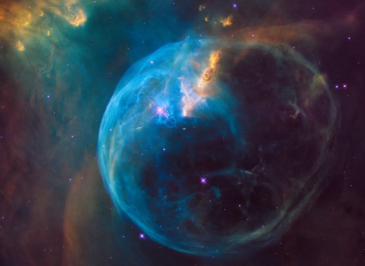 TheAtlPhoto's tweet photo. The 2020 Hubble Space Telescope Advent Calendar - It's that time of year again! Every day, from now until Friday, December 25, we'll be featuring a new awe-inspiring image of our universe, courtesy of NASA’s Hubble telescope. Today: The Bubble Nebula. https://t.co/oVvhgB6DAm https://t.co/khMgGAZCCU