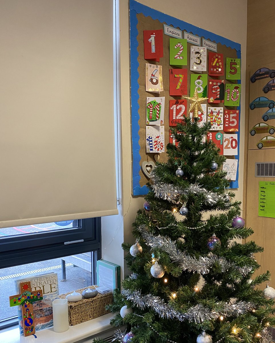 OSJ_Y5M's tweet photo. Our Advent calendar is ready to be opened this week. It is filled with lots of acts of kindness for us to do in school and at home. ✨ https://t.co/JNgQciBsJp
