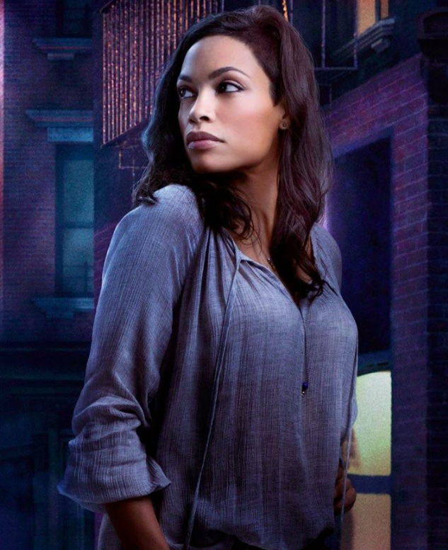 getFANDOM's tweet image. Rosario Dawson gets on board the #SaveDaredevil campaign 

'Not that I'd be invited to the reunion but who knows....?!'