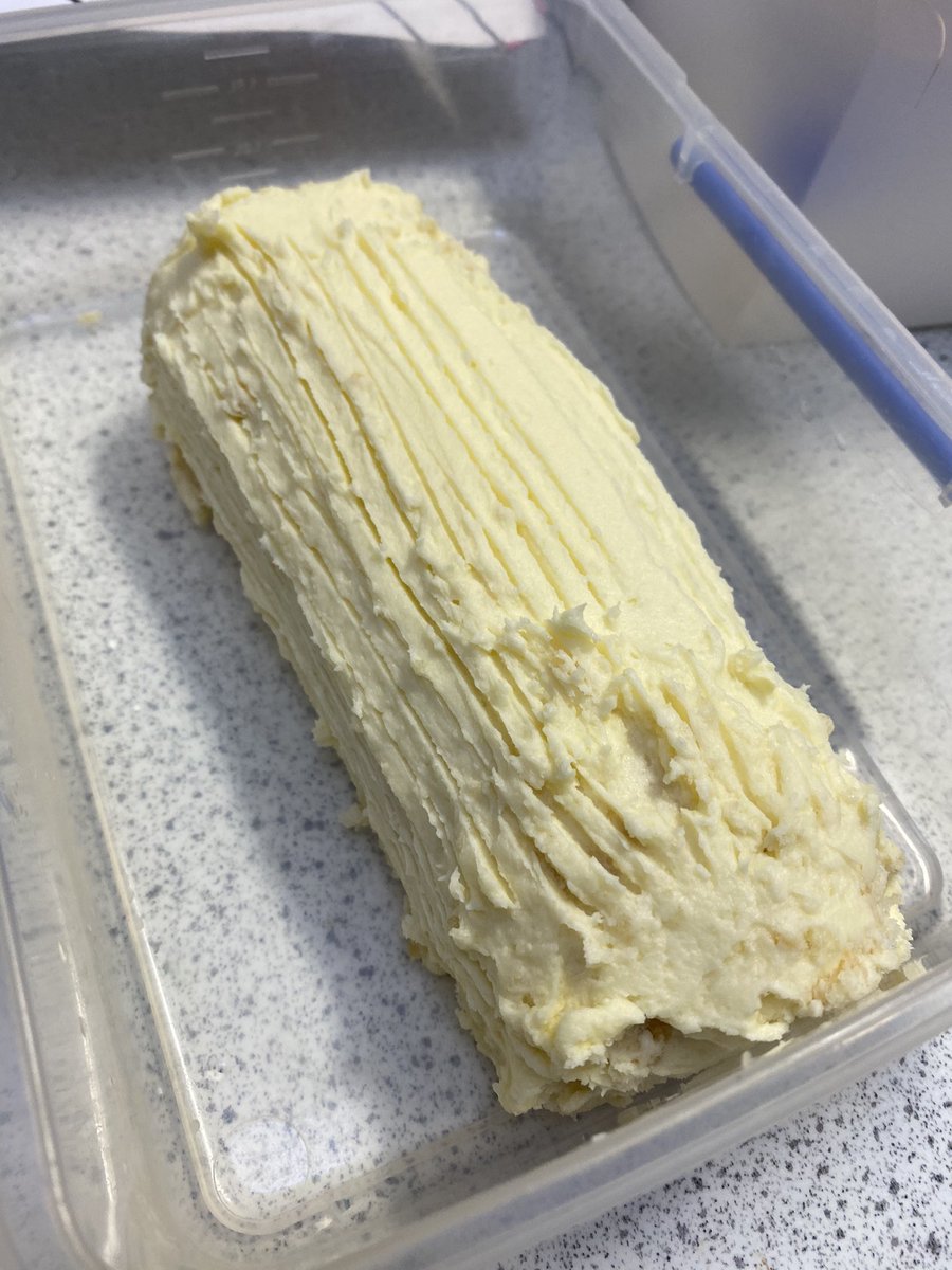 PerthGrammar_HE's tweet image. Our H/AH class were putting their knowledge of aeration into practice while making Yule logs this morning. We were all very impressed with the results. Lots of air was added during whisking, resulting in light fluffy sponge :) #activelearning #functionalproperties