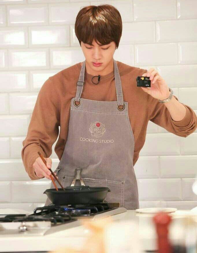 Multi talented = KIM SEOKJIN BEING KIM SEOKJIN