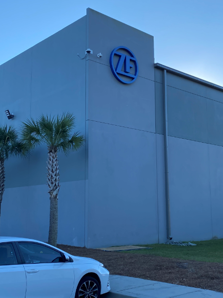 WABCO's tweet photo. Look at this! π New signs were hoisted on our facilities in Auburn Hills, MI and Charleston, SC representing a momentous milestone in our integration journey. We are #proudtobeZF! π Know more: https://t.co/fbTJu0JroO #ZFfamily #Onboard #NorthAmerica @ZF_Group https://t.co/t8y4fnoCQl