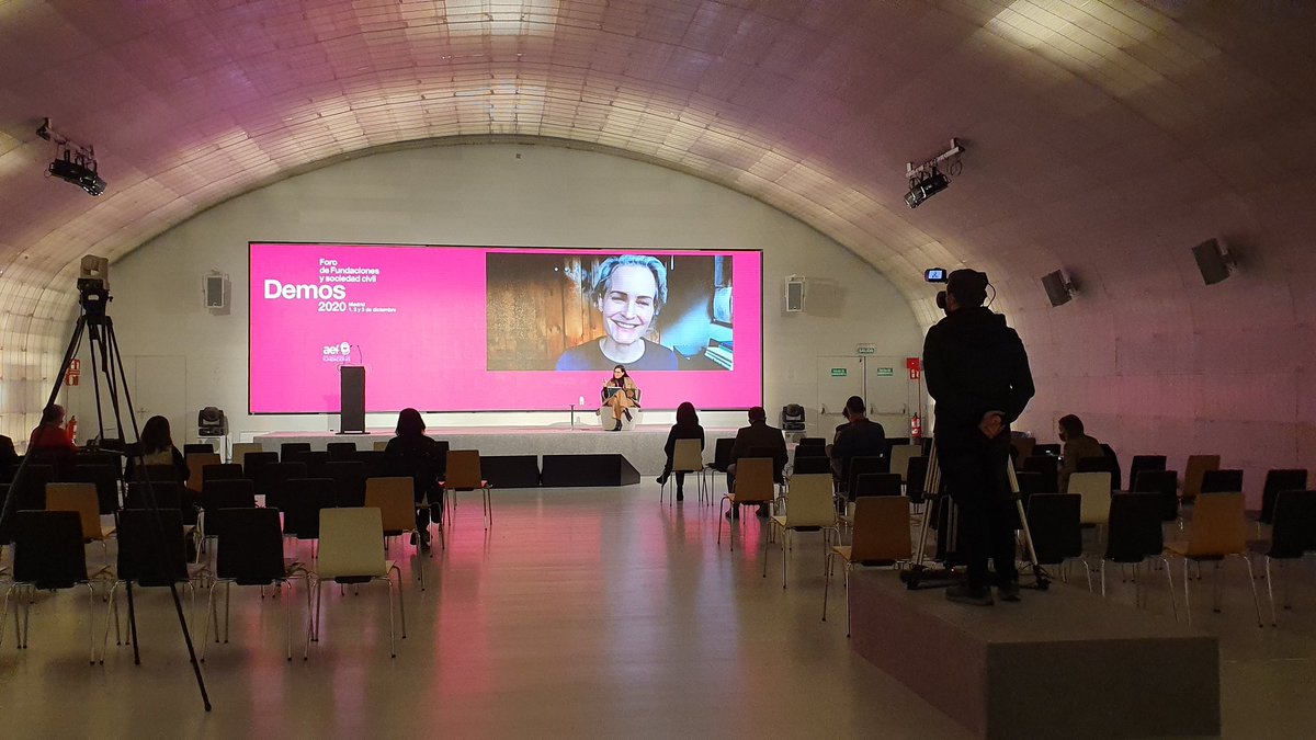 IsabelPenalosa's tweet image. Climate emergency, social inequality, social emergency @MirandaKSMassie @ClimateMuseum @isabellelegalo @fdnc_es Mañana es hoy: unidos contra el cambio climático #Demos2020 @AEF_fundaciones @foro_demos