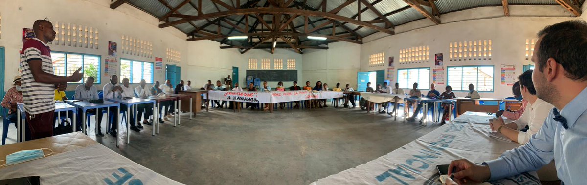 Ce fut un plaisir absolu de discuter avec plus de 35 des jeunes leaders de Kananga, représentant tous les types d'organisations de  #Jeunesse lors de notre échange avec le Conseil Provincial de la Jeunesse! (6/11)