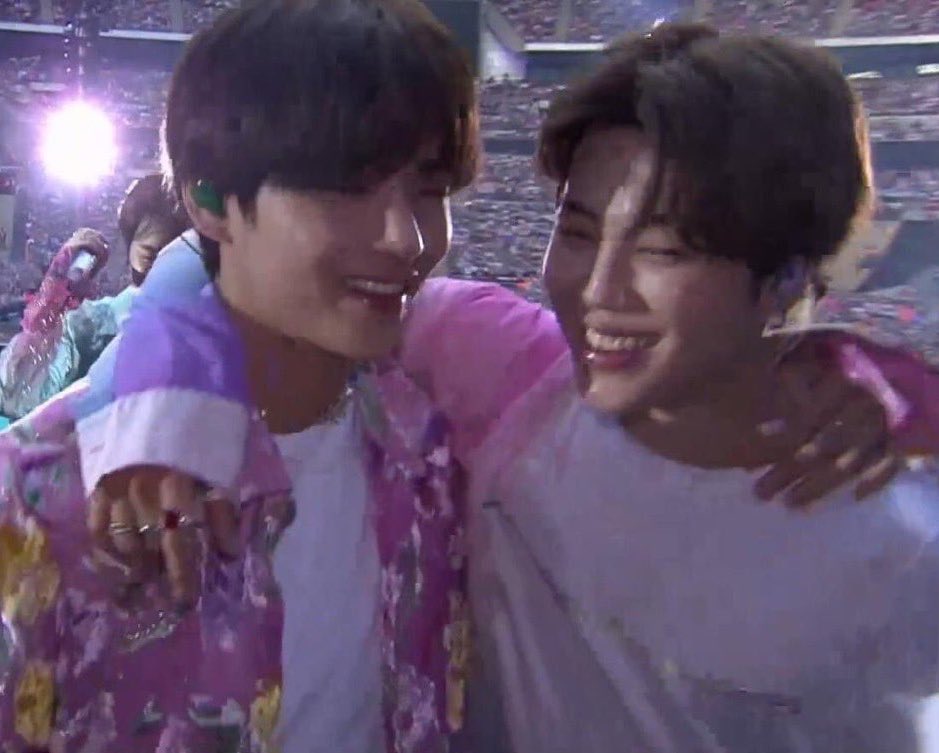 ⇢ taehyung + jimin