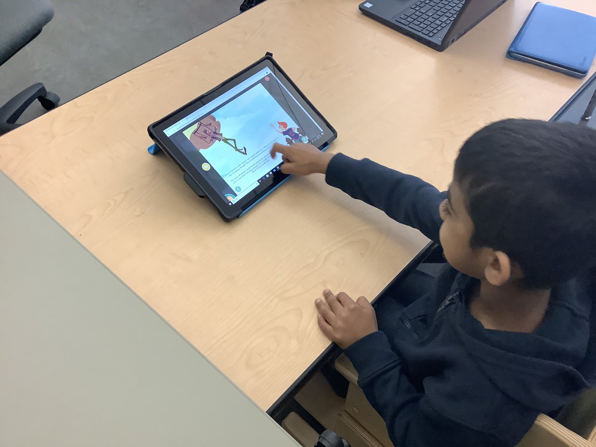 BloorviewSchool's tweet photo. Literacy-based OT Group today!
Each language activity is individualized for the learning needs of each student. Some students are working on letters, sounds and others are writing!
#OTGroup #literacy #DreamLearnGrow https://t.co/qwA6egiiA8