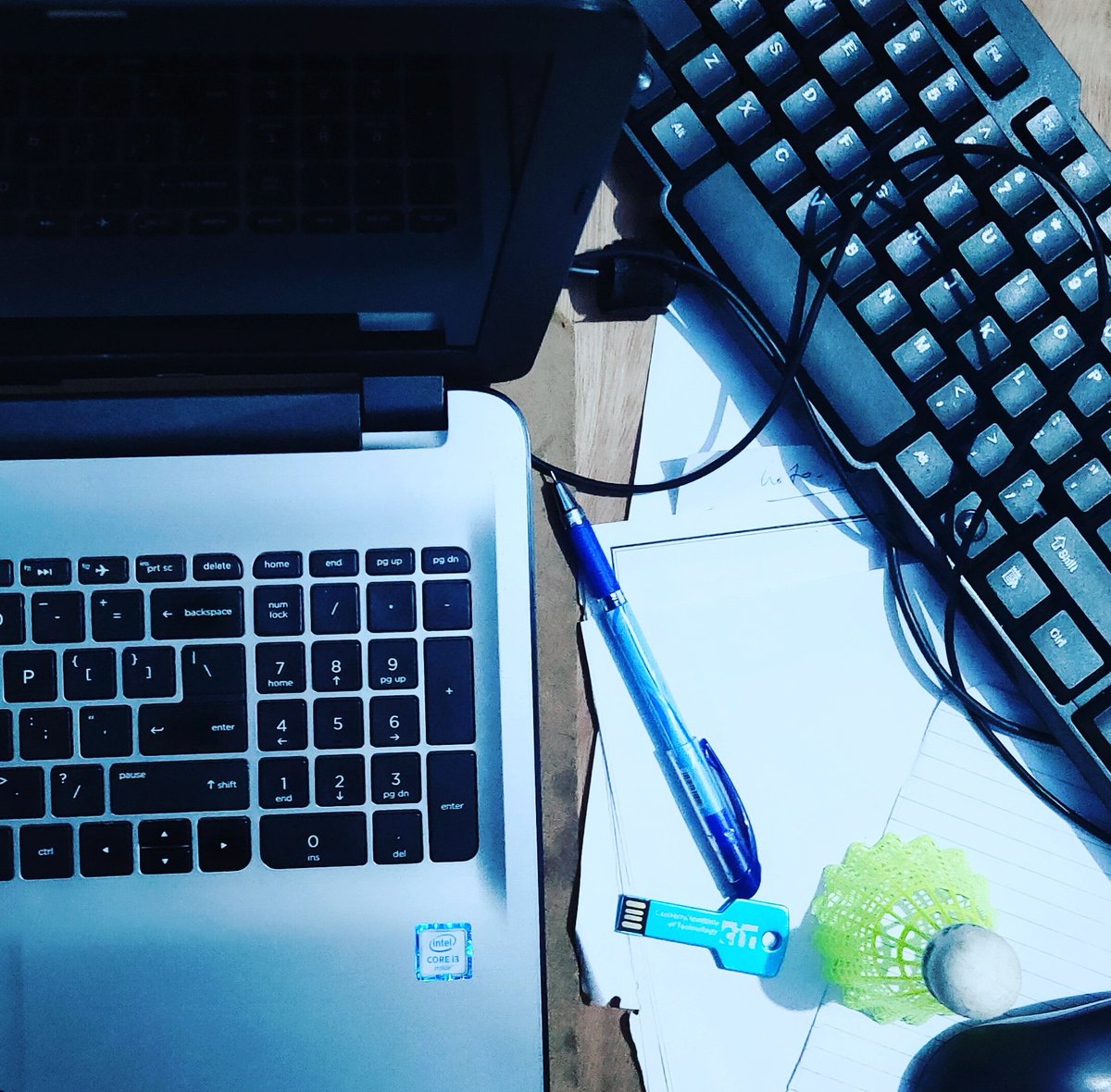 developer_monu's tweet image. #100DaysOfCode start from tomorrow it&apos;s 9:54PM let&apos;s play badminton #consistentCoder