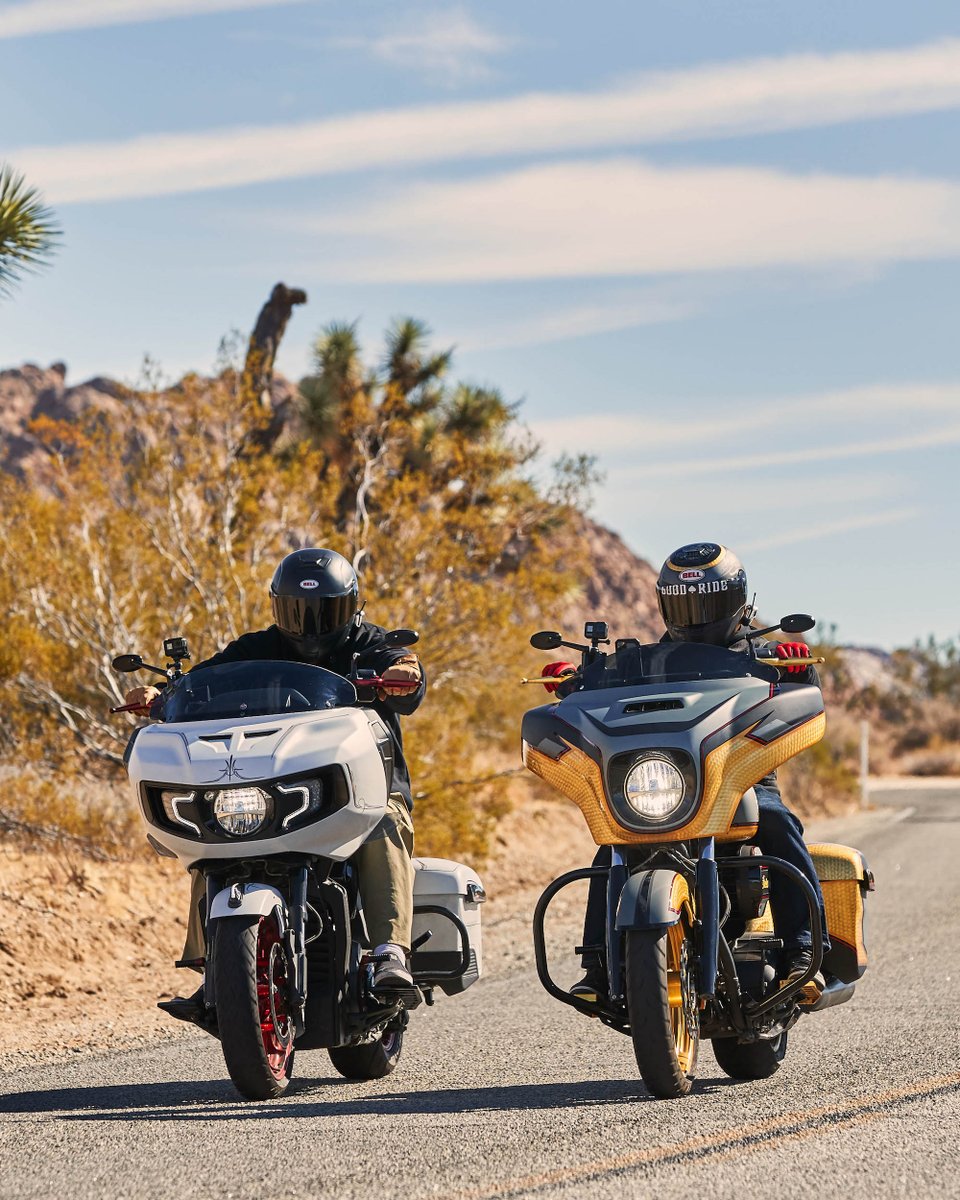 indianmotocycle's tweet image. .@hartluck and @vegashooligan are making the most of fall riding in Southern California. Are you still riding where you are?

#indianmotorcycle #IndianChallenger #IndianChieftain