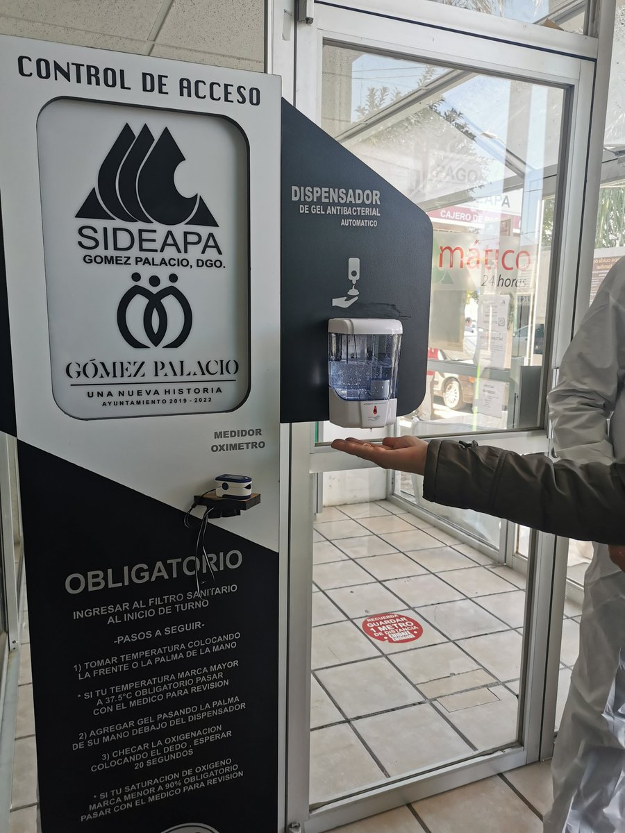 sideapa_gp's tweet image. 💧 ¡Cuidamos tu salud! 👊

👩‍💻 En #Sideapa💧 contamos con nuevos filtros sanitarios buscando salvaguardar la salud del personal del organismo y de los usuarios.

😷 Los filtros cuentan con termómetro digital🌡️, oxímetro 🧏 y despachador de gel antibacterial automático.👏

🚰💪👌