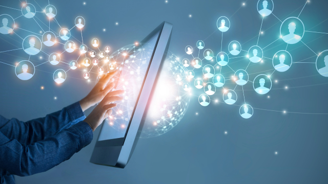 ross_poletti's tweet photo. How do you track and maintain wellbeing for people living and working in unprecedented ways? @_DarwinTech's SVP Data and Analytics, James Knight, believes the answer is data! Read more in @Incentivehub: https://t.co/qUmu5TGO4P https://t.co/x5wPIO3A1m