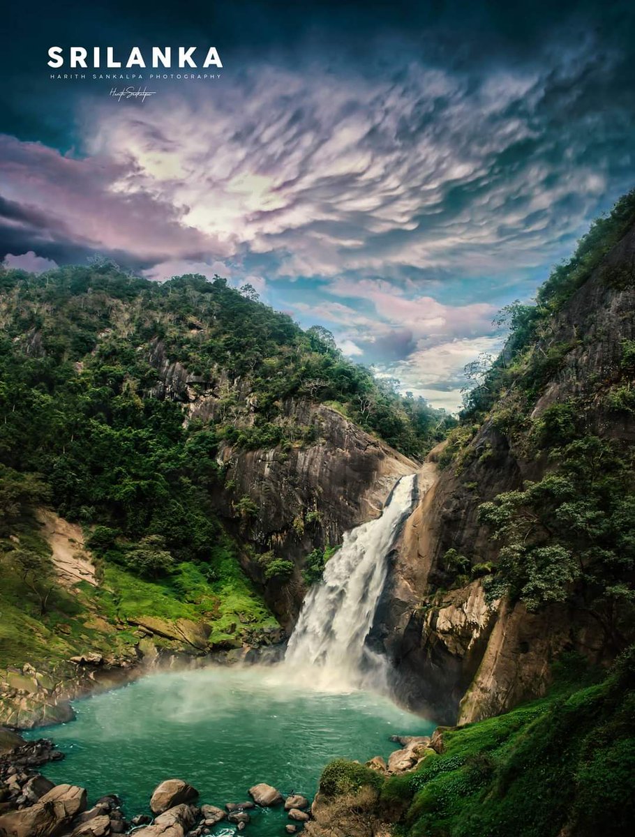 Tharusha1995's tweet photo. Rare shot of Dunhinda waterfall. However photographer has great eye to took this photo. #NatureEye https://t.co/ZK6xgYMDk0
