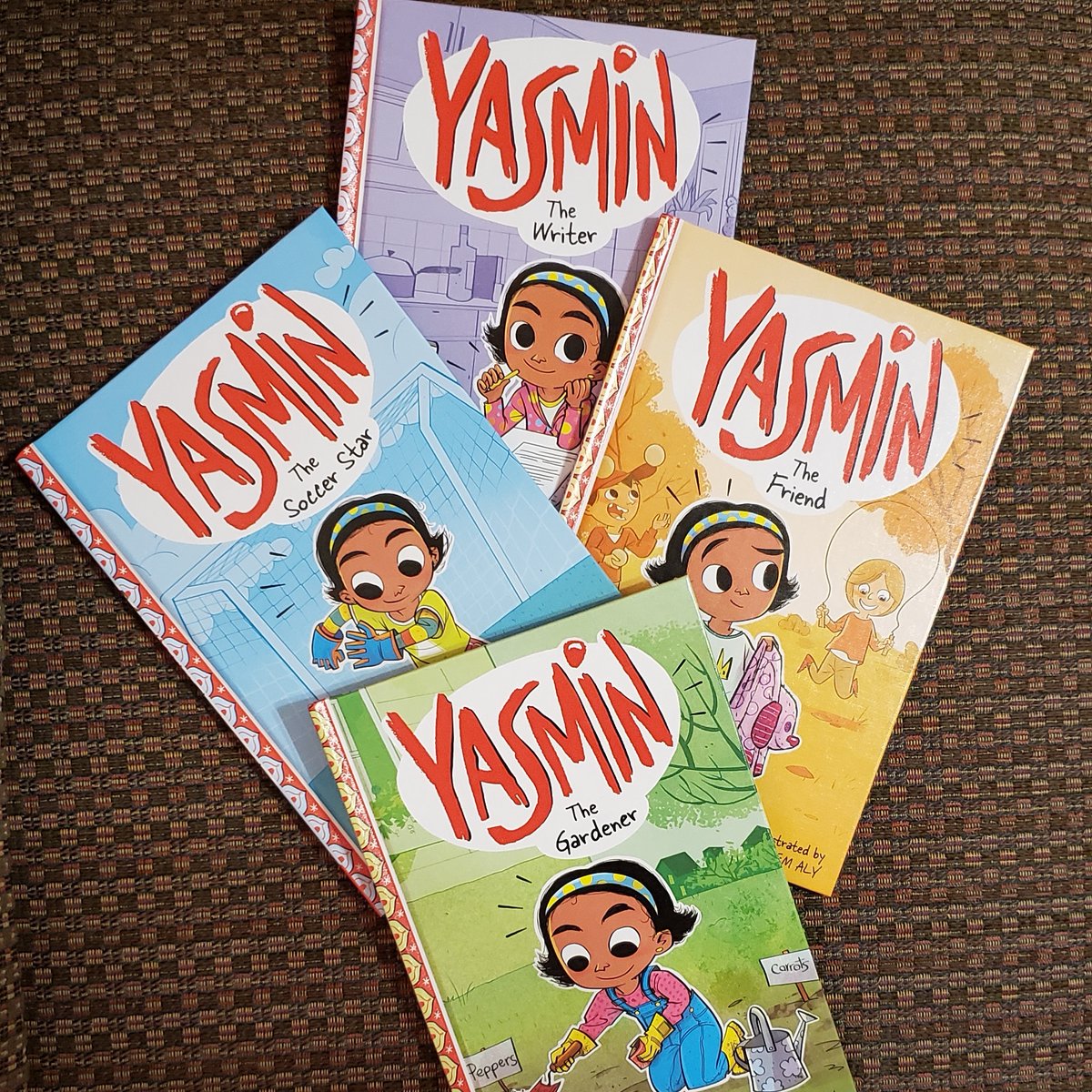 Final giveaway of the year, before I begin to promote the heck out of 2021 Yasmin titles! Follow, like and RT to participate. 2 sets available. USA only. Ends Friday. 💝