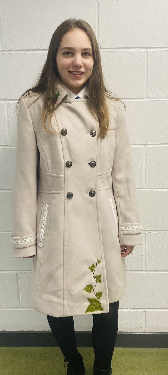 Super talented Jodie @S3LHSYT strikes again! 
Her “Holly and Ivy”embellished coat is finished and looking fabulous! #dyw @strathcarron1 @LHSCharities @lhscharities_la @LarbertHigh 
#glitzandglam #festive #charityauction #fashion #Upcycled @LHSMrsHamilton