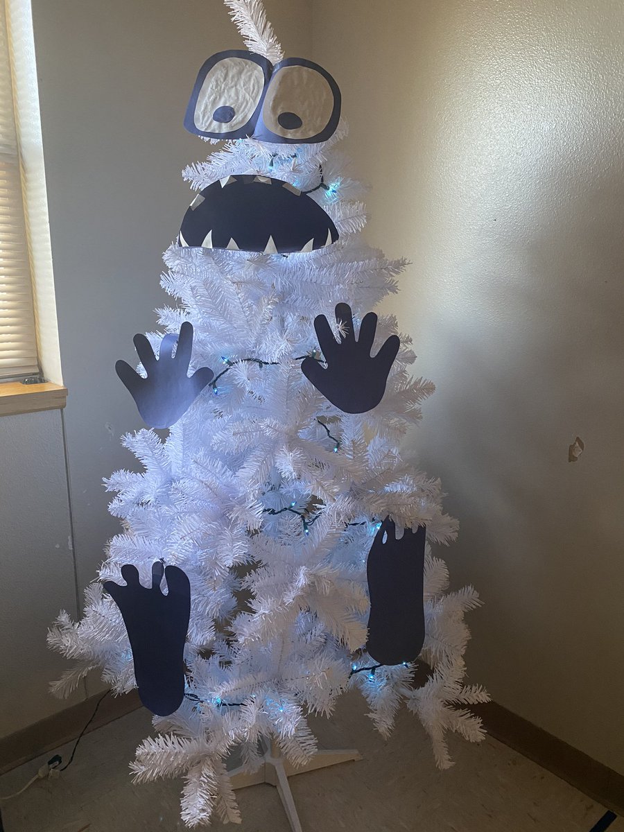 TatomAmanda's tweet image. Because every behavior unit needs an abominable snowman 🤣