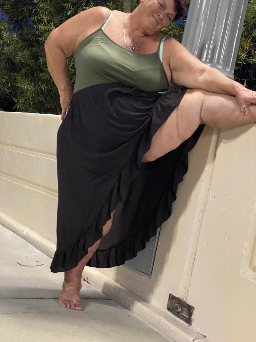 CurvesMystical's tweet photo. Looks like I might burn some bridges #bbwsolo #bbwgilf #bbwthickandcurvy #bbwlovelylady #bbwmature #bbwhot #bbwonfire #bbwdomination #bbwgodess #bbwfeet #bbwfetish #bbwthickthighs #bbwbooty #bbwsassy https://t.co/rbUzBi4o2s
