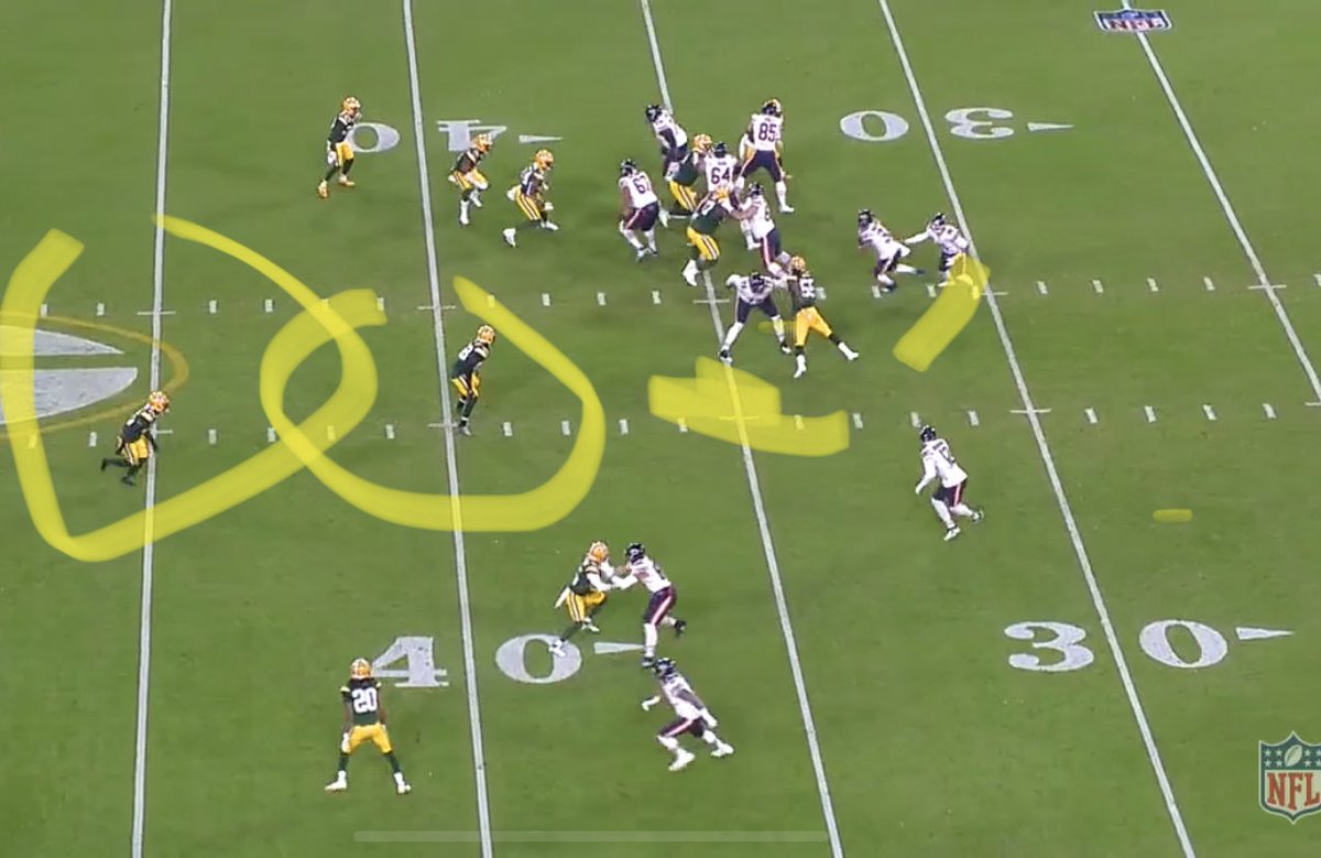 I’ll do the one big run, read option, Smith stays on edge to watch Trubisky, safety COMMITS to Tru and falls, which is wild, and LB not over fast enough....mobile QBs create mistakes (slip is 2nd pic)