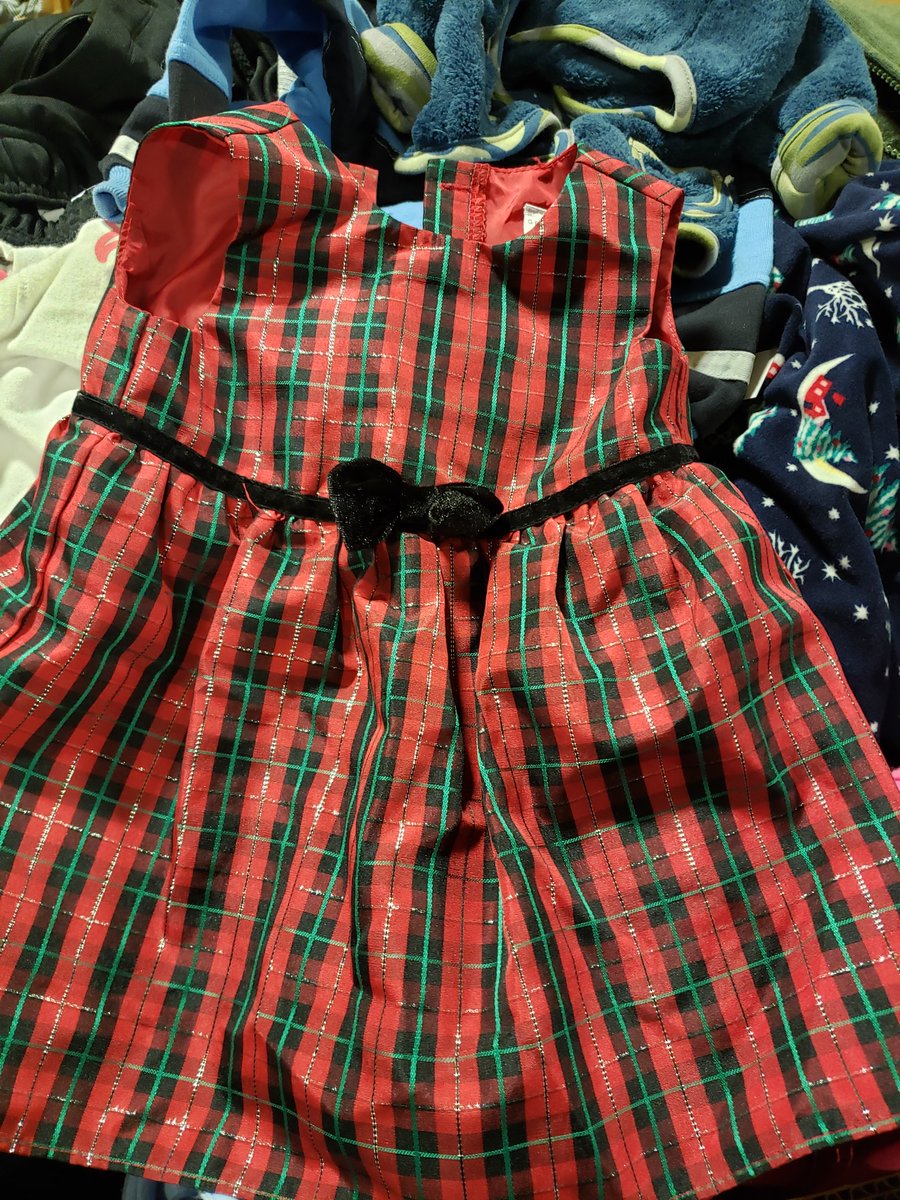 ThinkBigMo's tweet photo. This will be our biggest pound sale ever! Over 20,000 lbs. of unsorted adult and children’s pre-owned clothing for $1 per lb.  We will also have toys and miscellaneous items.  Bring the whole family!  Here are some of the treasures you may find. https://t.co/VUaWx2zizy