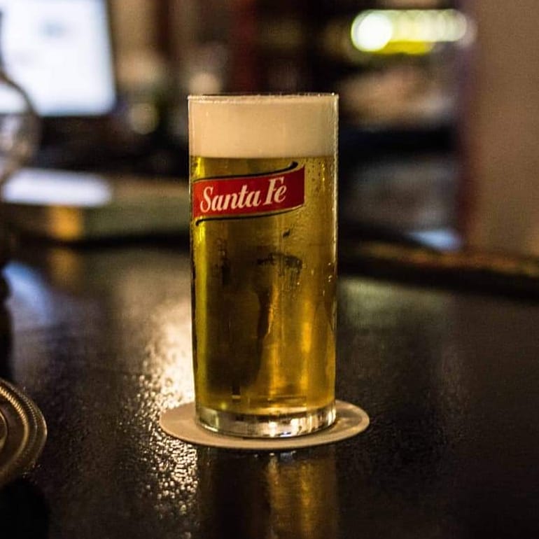 Arranca Diciembre para empezar a despedir este año atípico y celebrar de la mejor manera en nuestra clásica #horadelliso
Precio especial de liso y sidra tirada de 18 a 20hs.
Reservas únicamente por WhatsApp al 3416957949
Salud 🍻