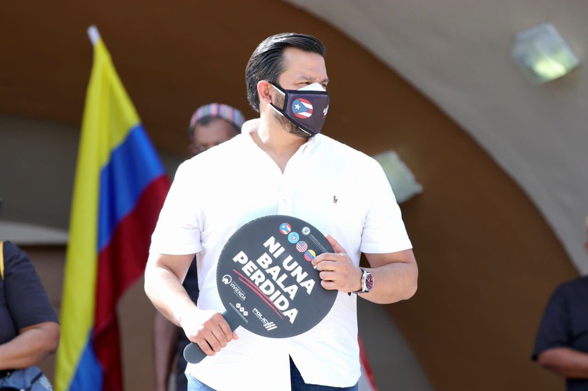 ¡Por la paz, la esperanza y la vida, ni una bala perdida!