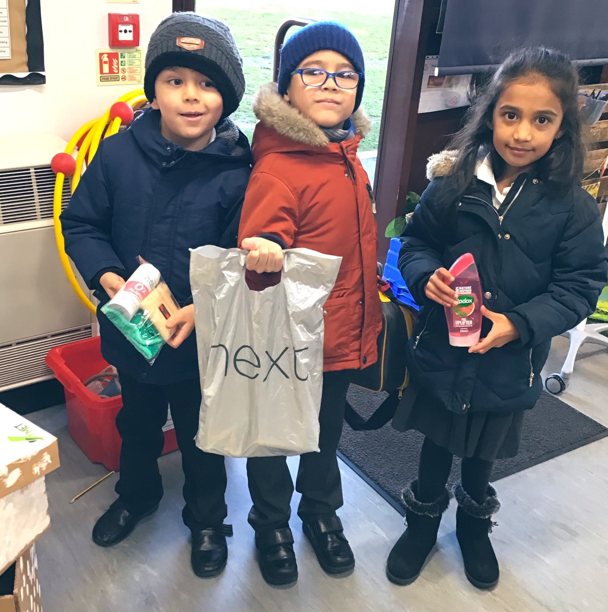 MrsBeckKMPA's tweet photo. Thank you so much for all your kind donations so far โจ #TMETCommunity #TMETcharacter @kestrelmead https://t.co/9QmSNy60oG