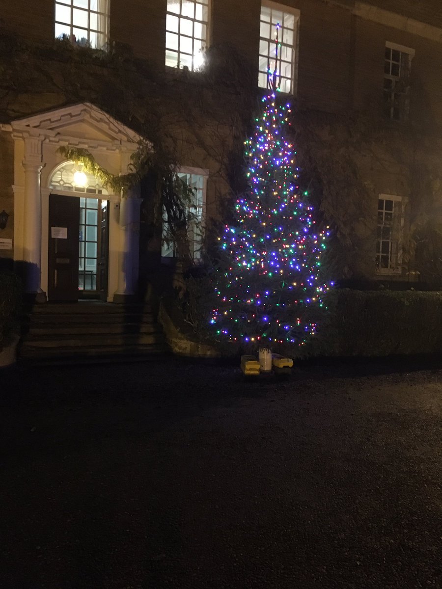 Pitsford_School's tweet photo. Walking home tonight I had to take pictures of our magnificent tree outside Pitsford Hall (and that wonderful moon). We’ll post a more framed shot later but I thought you’d enjoy this festive snap (with my sinister shadow!). Ho ho ho! https://t.co/nY6dmoHHnn
