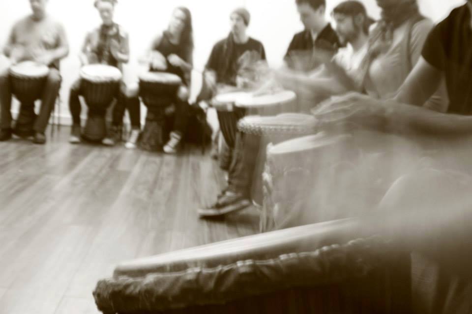 AfroEire's tweet photo. Check out our latest blog on the Benefits of group drumming. https://t.co/en56GXjqmI #teambuilding #virtualteambuilding #onlineteambuilding #africandrumming #junkdrumming https://t.co/PL0AxEiAZR