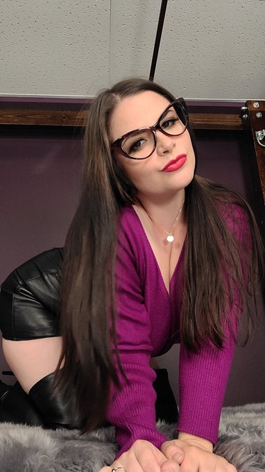 Ready for an RT game? Costs you nothing. Costs @KMSlotMachine however much we can rack up on his tab<a href="/tag/customclip"class="tags"><span>#customclip</span></a>