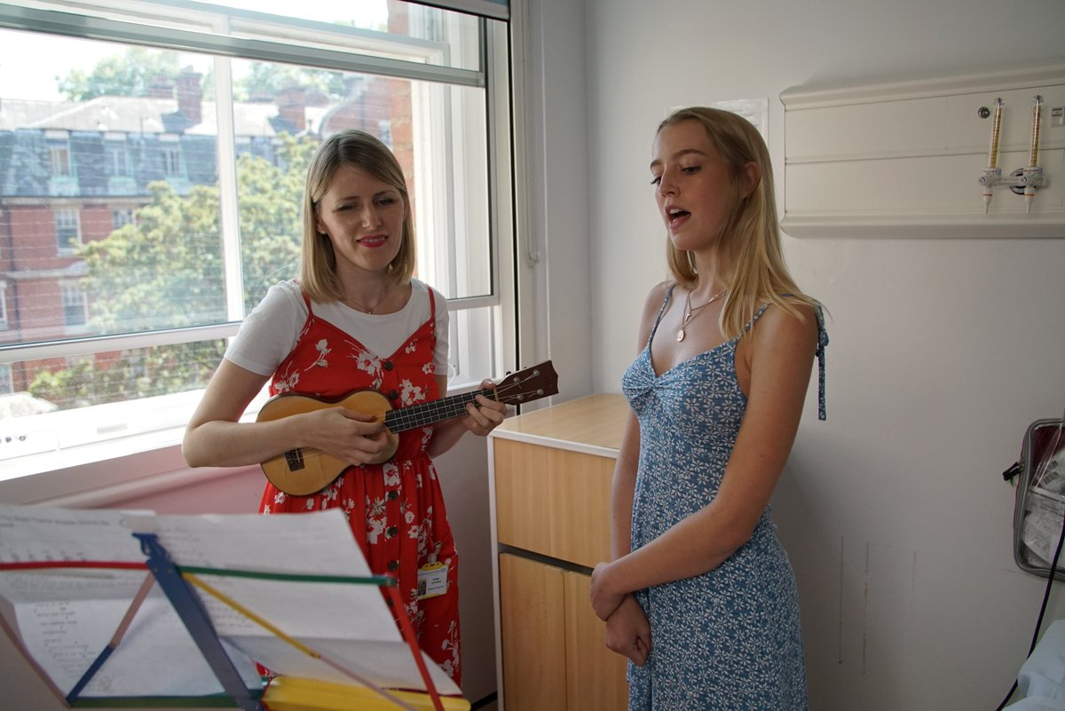 Our Vocal Beats musicians  @heatherlucy  @Stacca  @Bellatrix_Music  @MC_ZANI are doing incredible work with young patients aged 0 - 25  @RBandH and  @royalmarsdenNHS Thank you to  @BromptonSupport  @youthmusic  @Coop_Foundation  @royalmarsden  @BBCCiN  @RbhTrailblazers #GivingTuesday2020