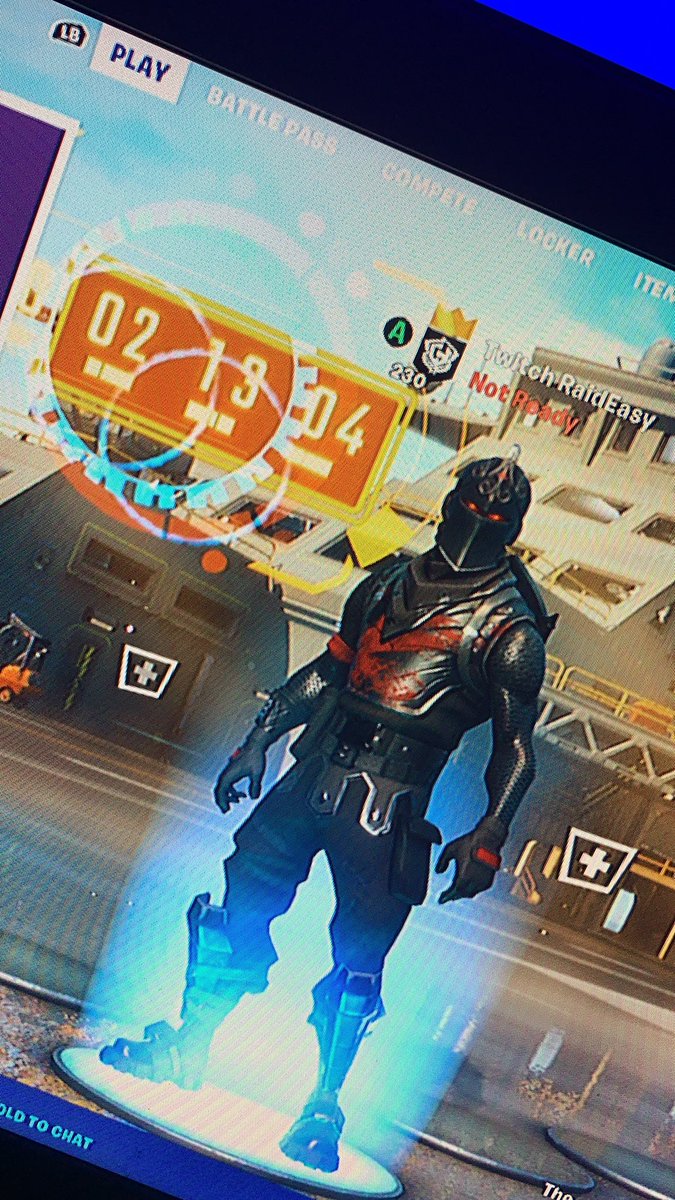 Raid_Easy's tweet image. Gotta wait here loaded up for 2 hours no creative, gonna be a blast, hope it’s worth it🥴