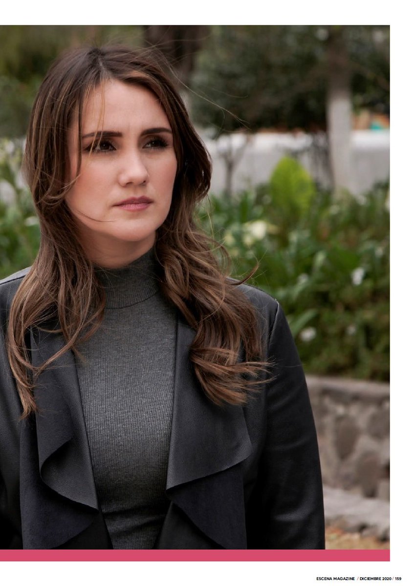 dmdulcetess's tweet photo. 📷 Scans de @DulceMaria en @EscenaMagazine. (3) 🙂
#DulceMaria #EscenaMagazine https://t.co/ZhYEra8Kxf