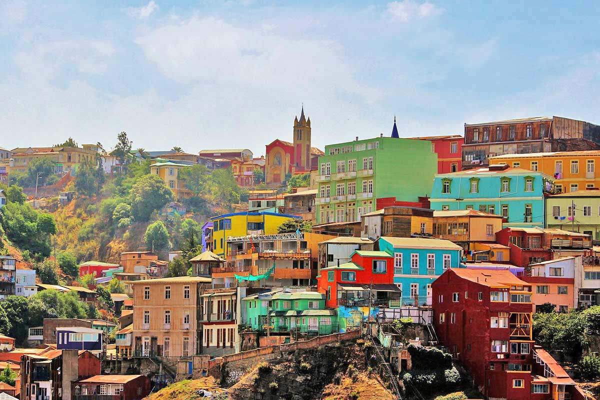 Vibrant buildings is one of the reasons why I enjoy traveling in Latin America so much.Cities like Valparaiso in Western Chile are unapologetically loud. But they inject the city with a rhythm that American cities, and most modern architecture, now lacks.