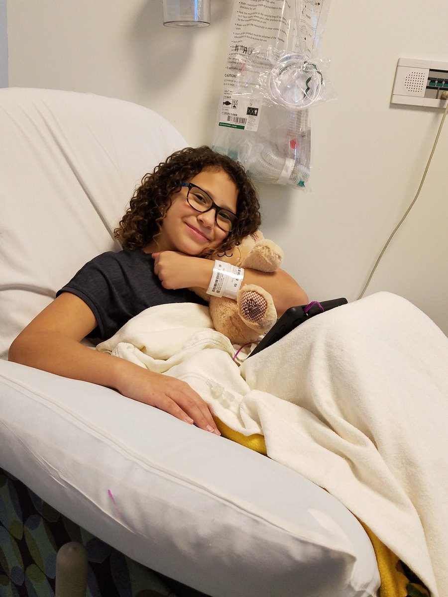 salmajurado8's tweet image. December 1st-7th is Crohn’s Awareness Week💜 This is Allie, one of the strongest little girls you’ll ever meet. She’s constantly fighting untold battles and right now, she needs all the loving she can get. PLEASE help share this to spread awareness!